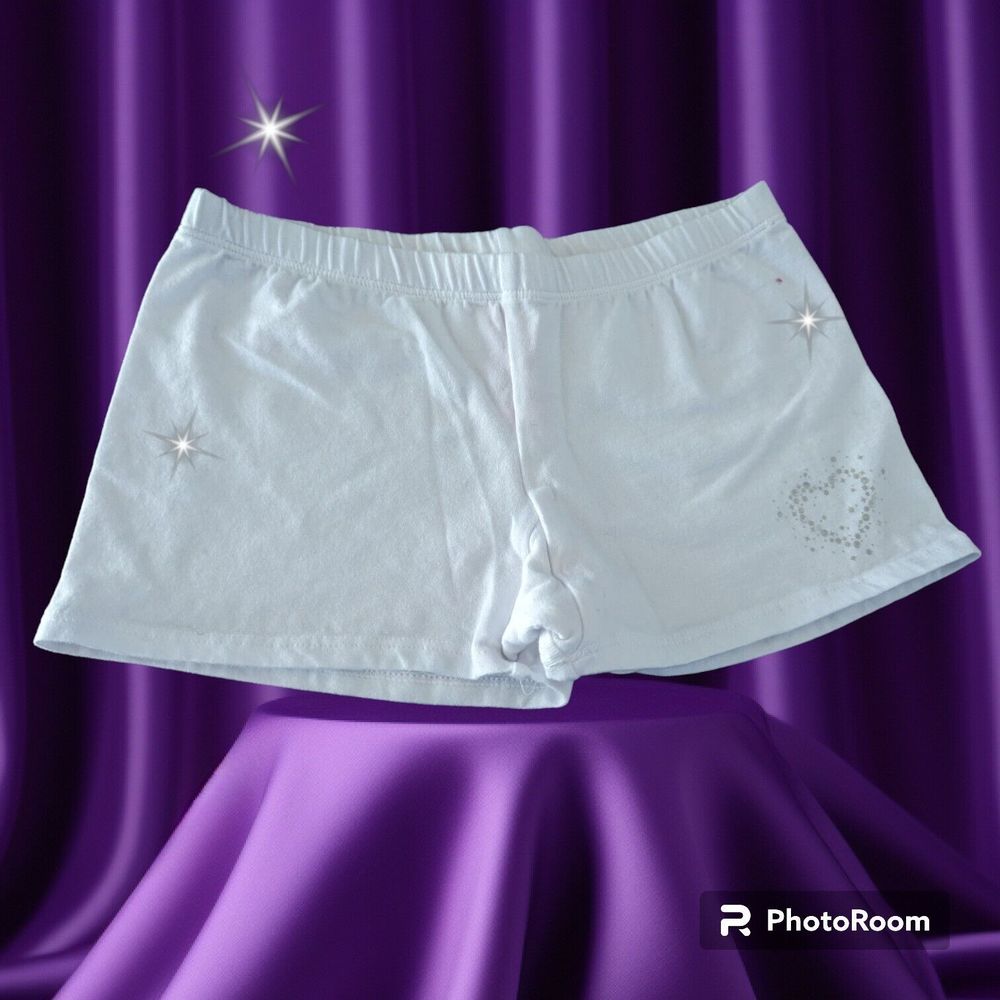 Fruit of the Loom Youth Girls Size Medium White Athletic Shorts Heart Cotton